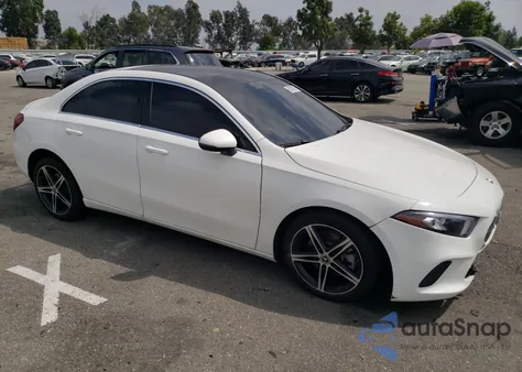 2020 Mercedes-Benz A 220 из США, поврежденный, VIN W1K3G4EB0LJ233780